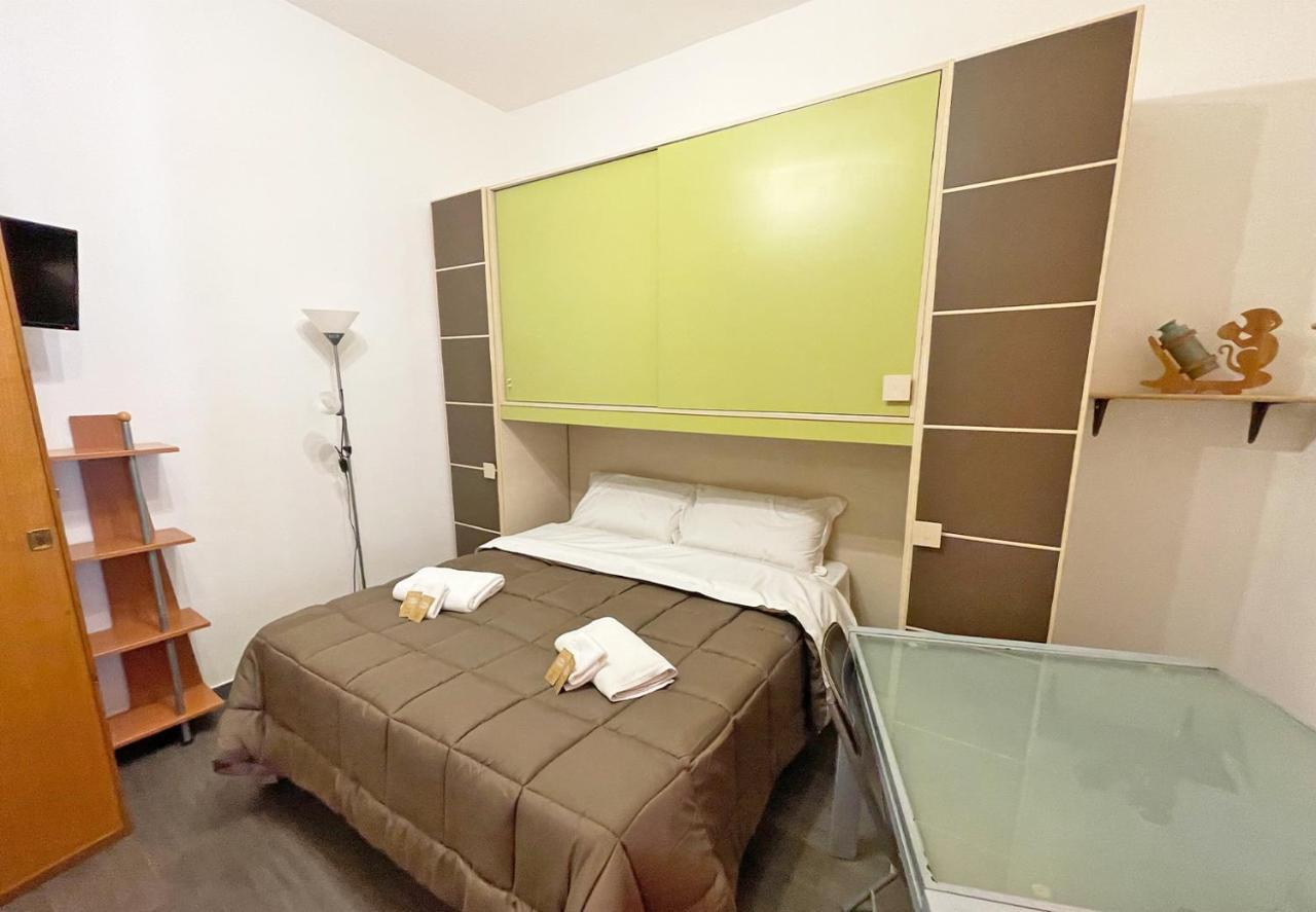 Monfenera Little Apartments Palermo Eksteriør billede
